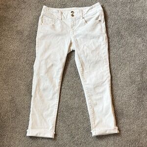 American Eagle Outfitters White Women's “Artist Crop” Jeans